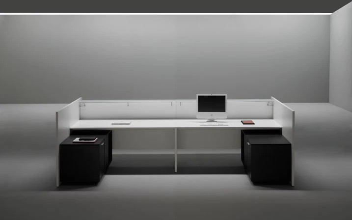 Recepción — mostradores (7)