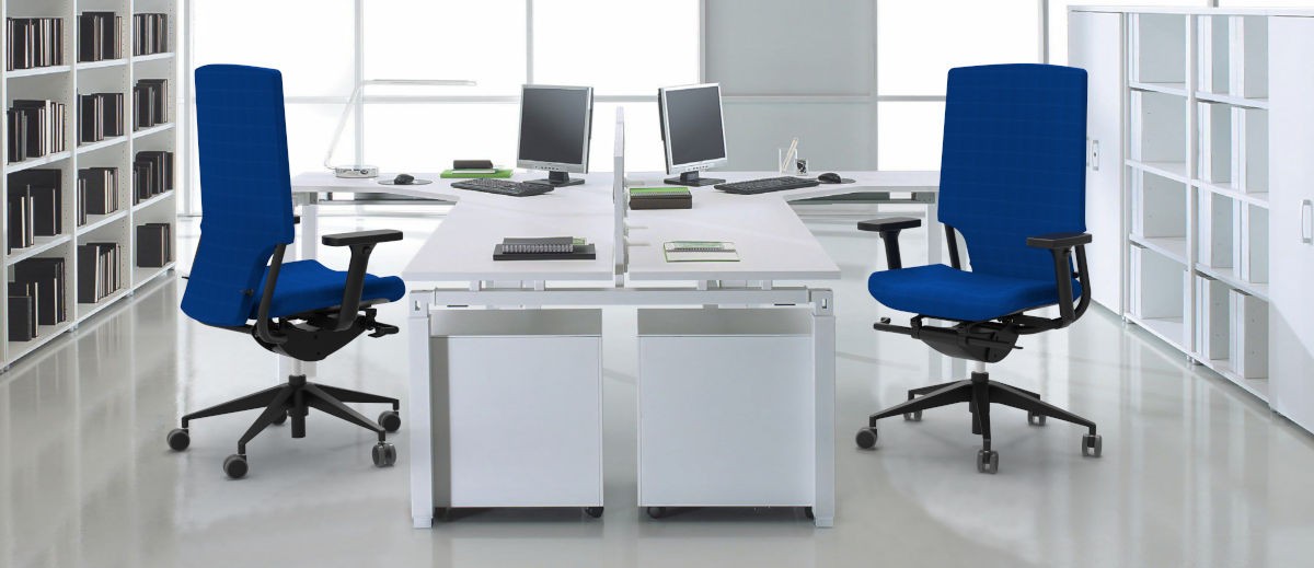 Sillas giratorias — E Plus azul Instalacion