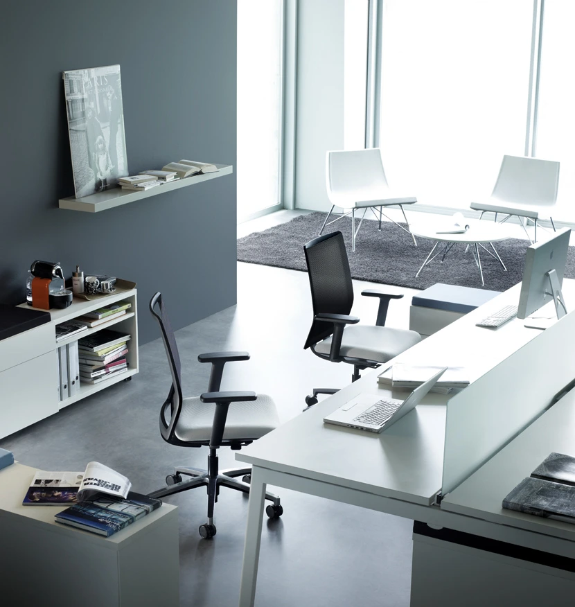 Sillas giratorias — SENTIS ATOM BLACK 01