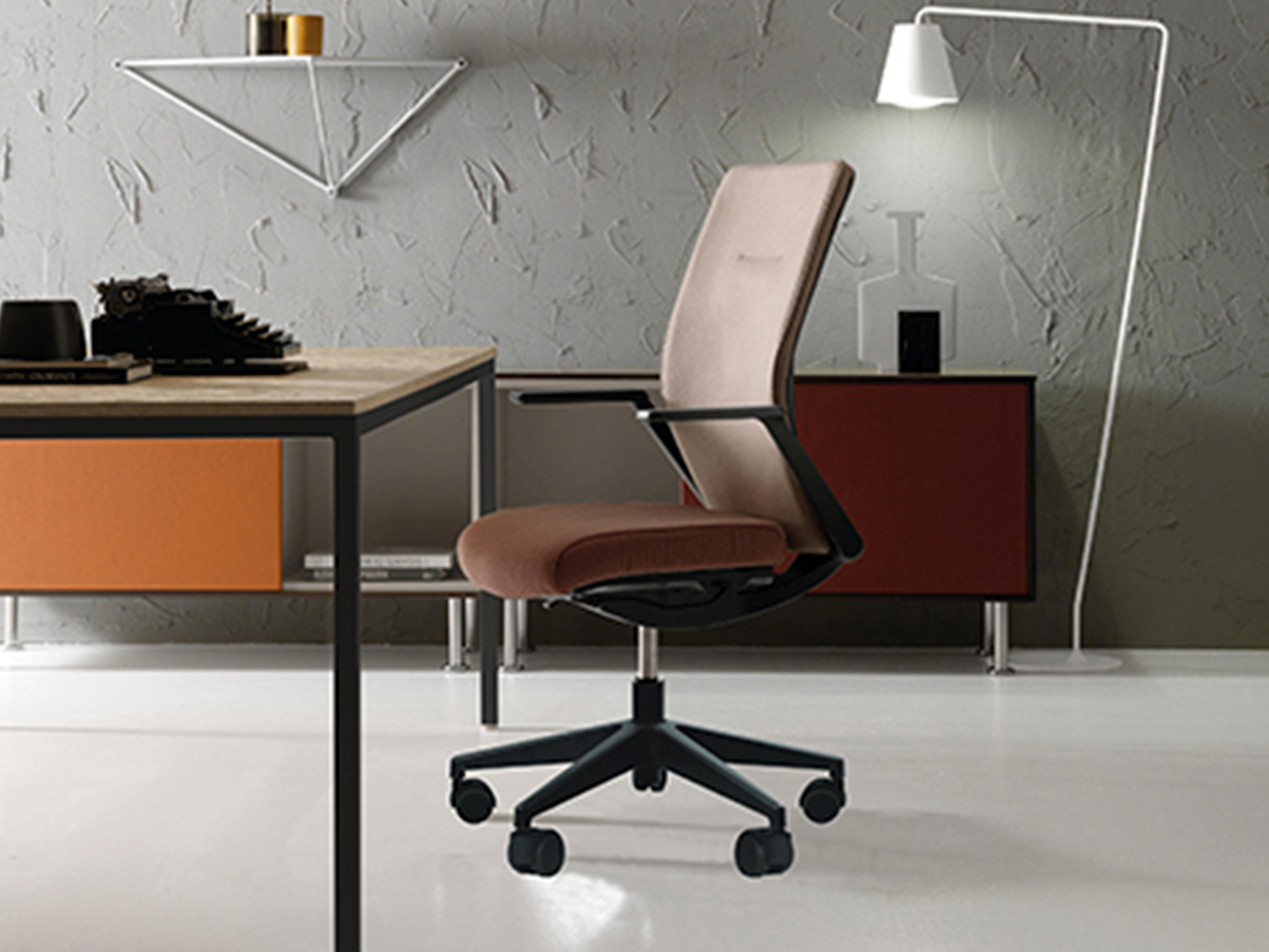 Sillas giratorias — arc silla operativa 04